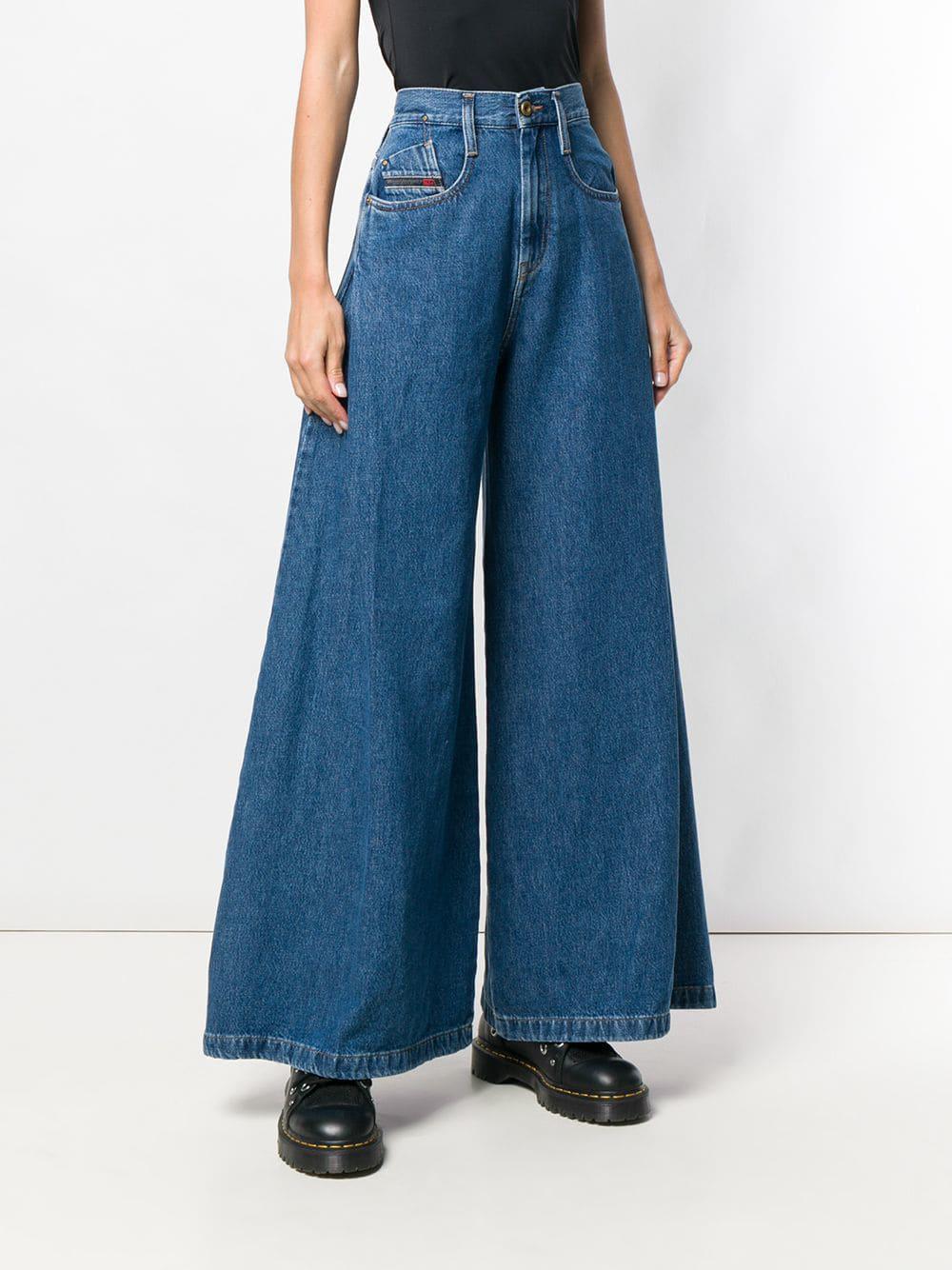 DIESEL D-izzier Wide-leg Jeans in Blue