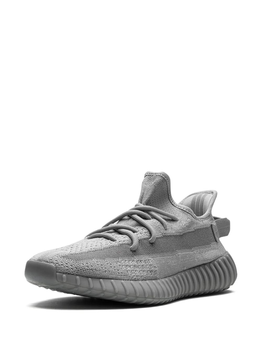 yeezy boost men's shoes