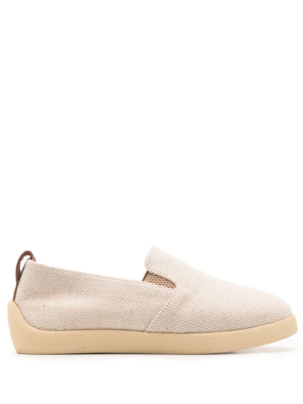 【関税込み】JW Anderson グレー Paw スリッポン jw-anderson-18820-001-BLACK-