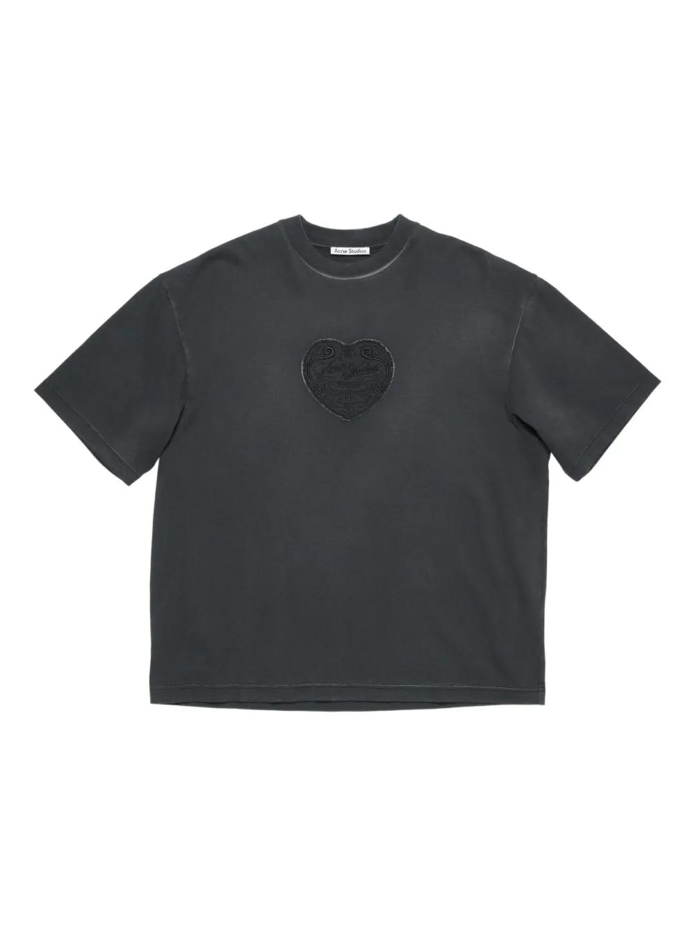 Acne Studios ハートロゴ Tシャツ ブラック Acne Studios Heart-Patch T-Shirt in Black | Lyst