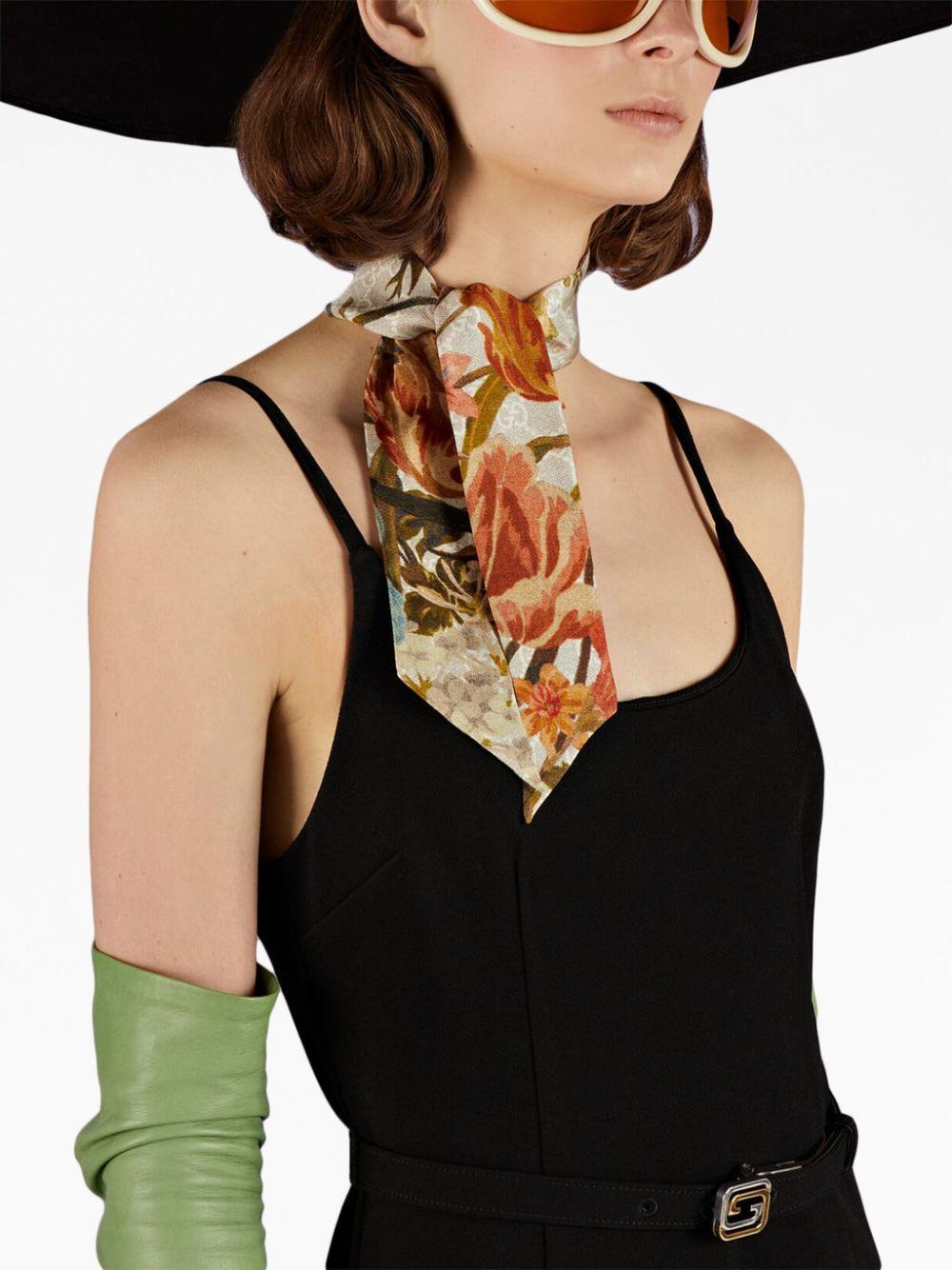 Gucci GG Flora Print Silk Neck Bow in Metallic | Lyst