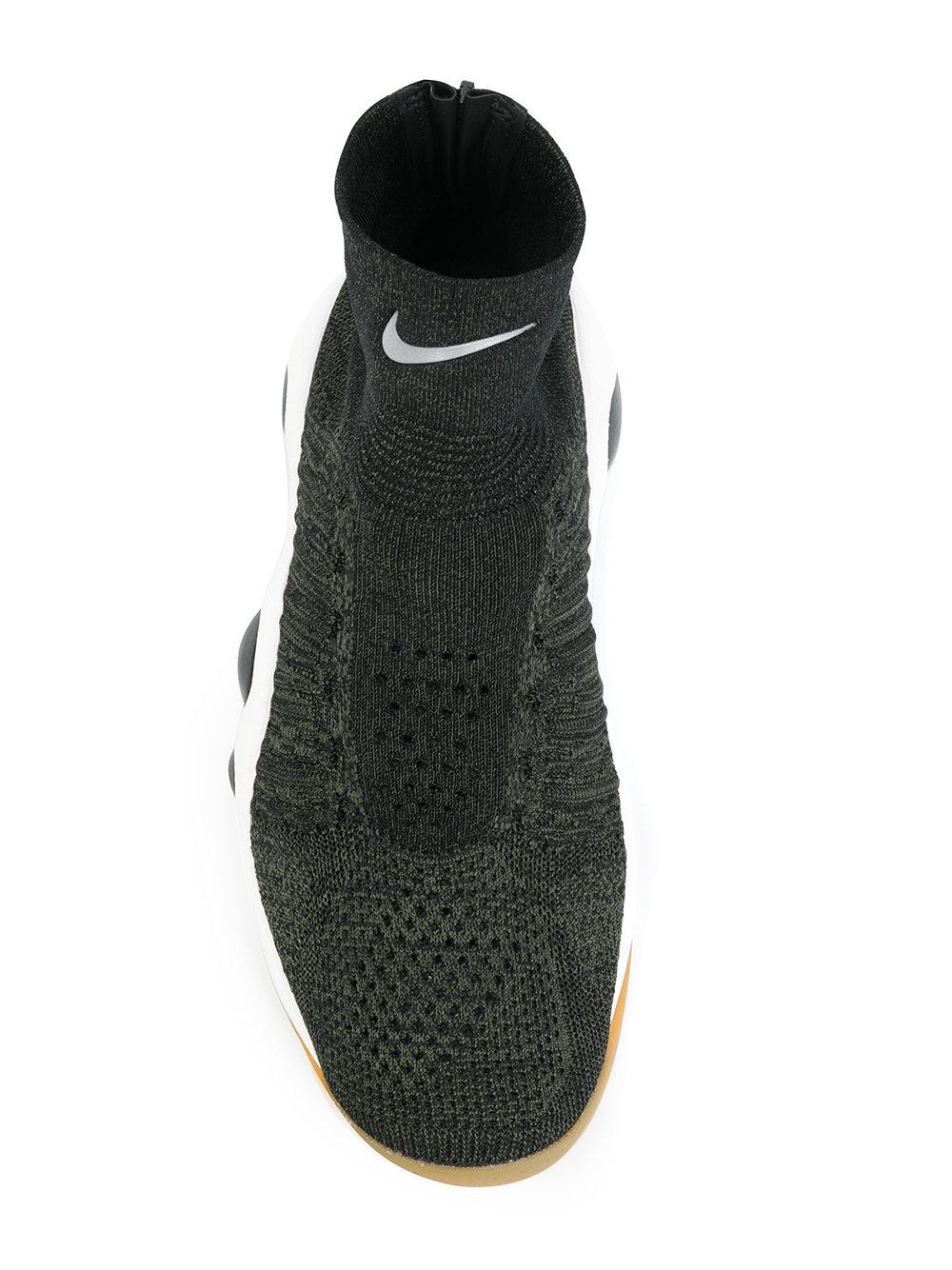 nike sock style shoe