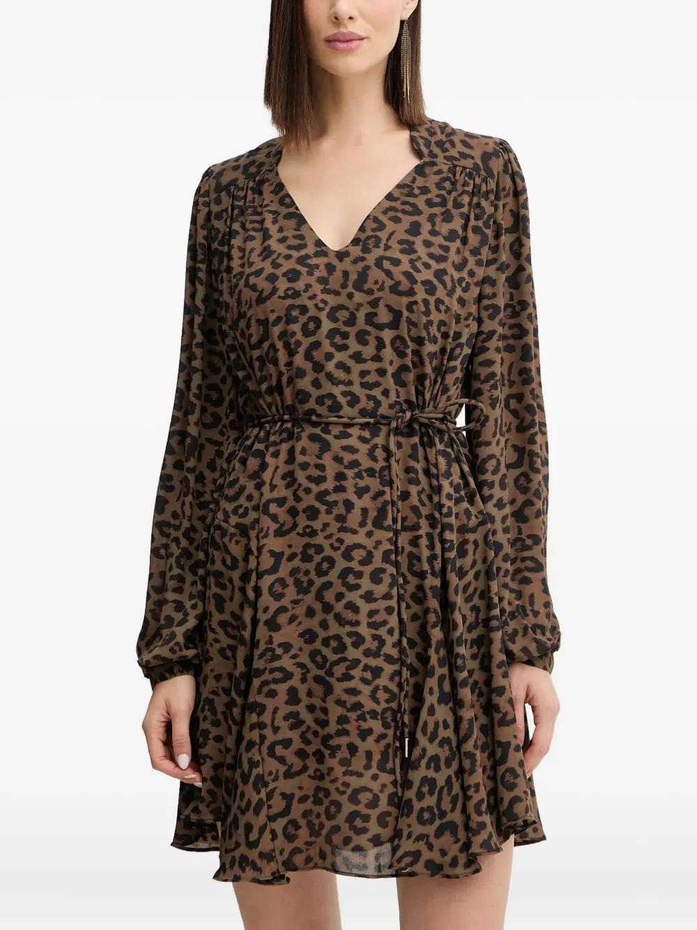 Robe Leopard Guess - Coupe Crayon Avec Peplum - Taille M - Style Élégant Et Sauvage