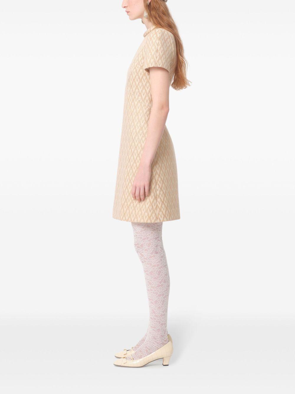 ANDMARY クインファーミニドレス 引っくり返す 