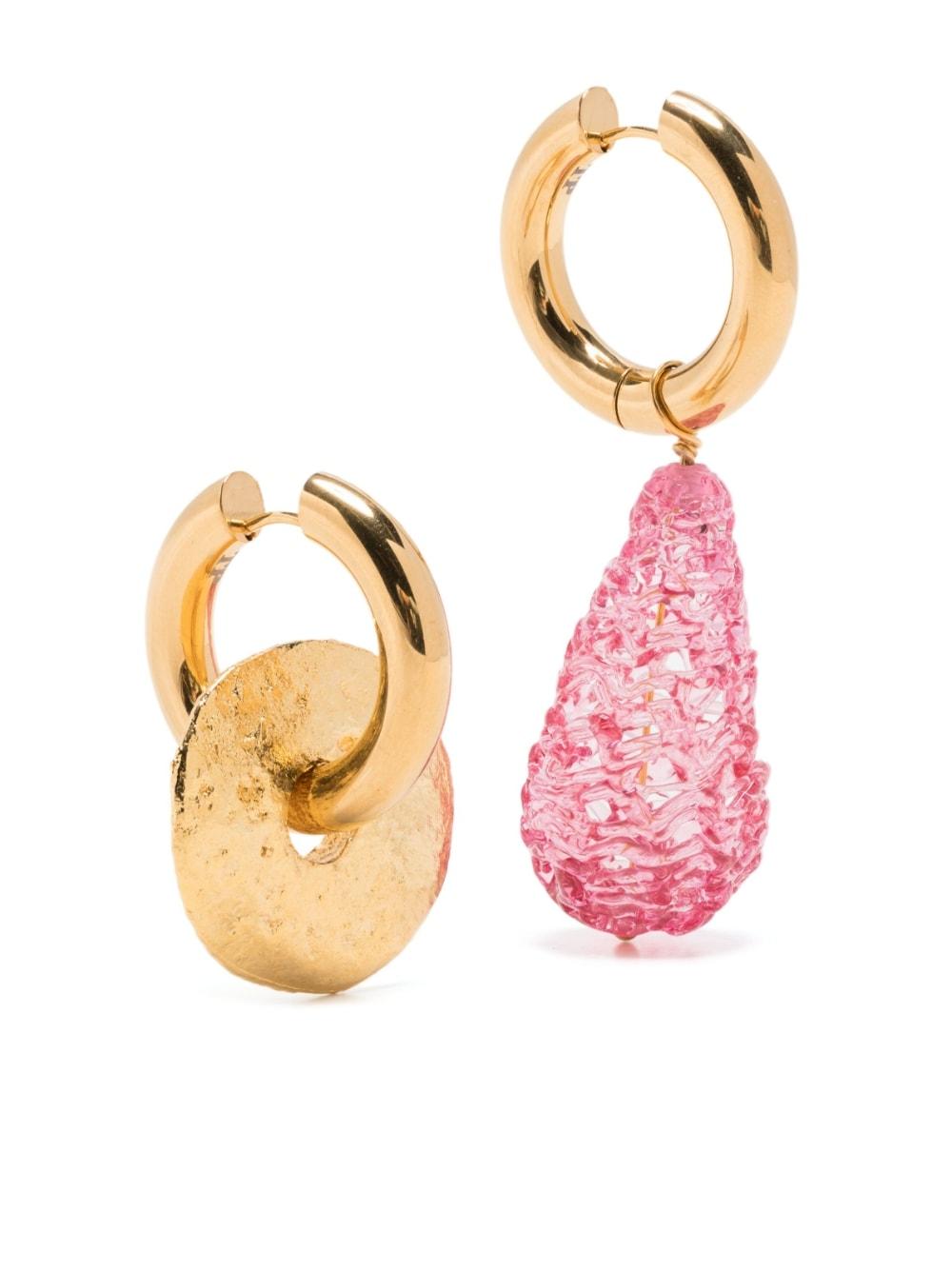 Timeless Pearly Asymmetric Gold-plated Hoop Earrings in Pink | Lyst