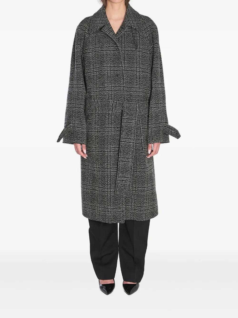 コート Balenciaga Raglan One Layer Coat In Vintage Checked Wool Balenciaga Raglan One Layer coat in black/grey check