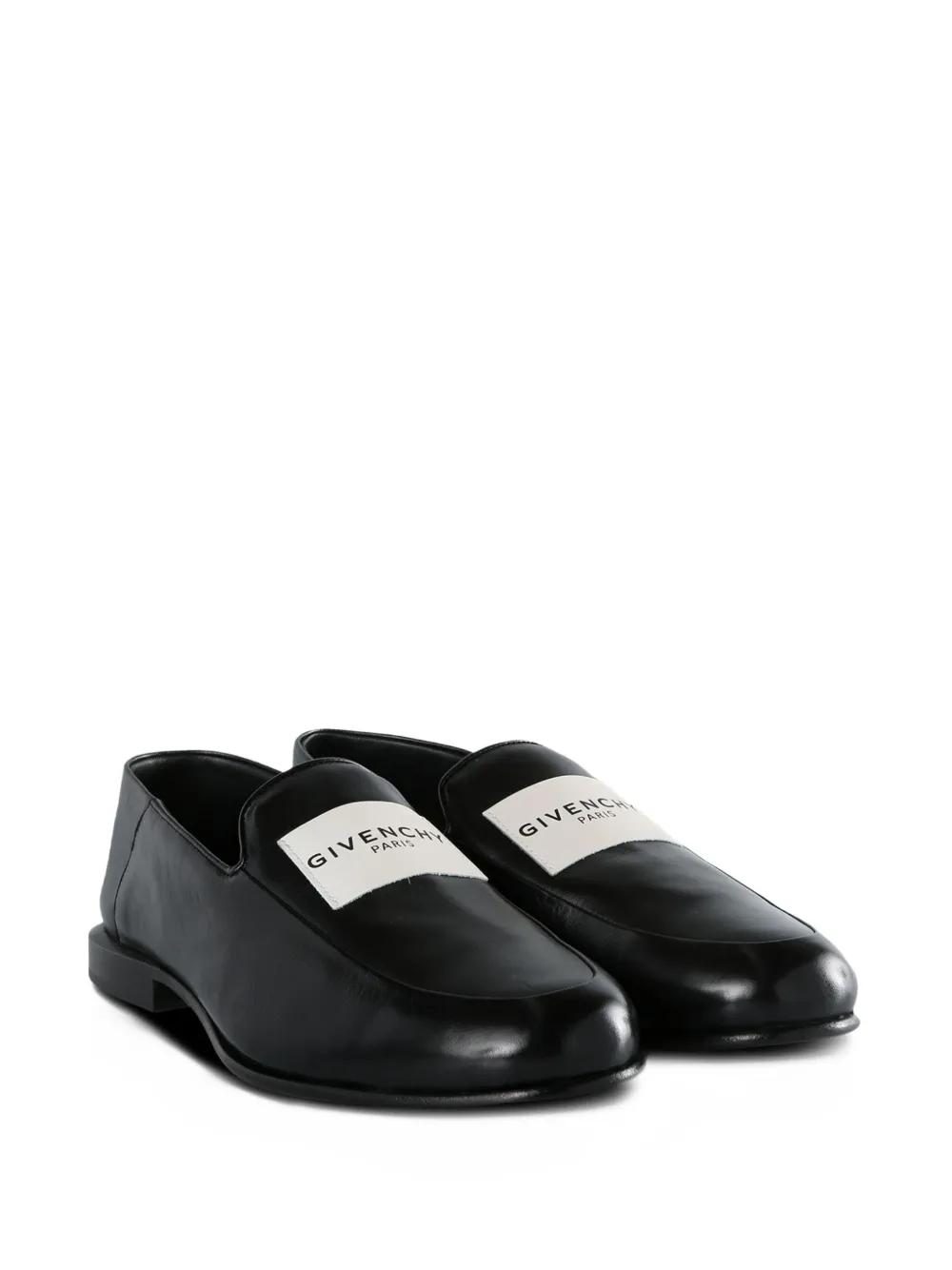 ローファー・オックスフォード GIVENCHY BE2028E2EM Loafers & Slippers Label loafers in leather in - black | Givenchy US