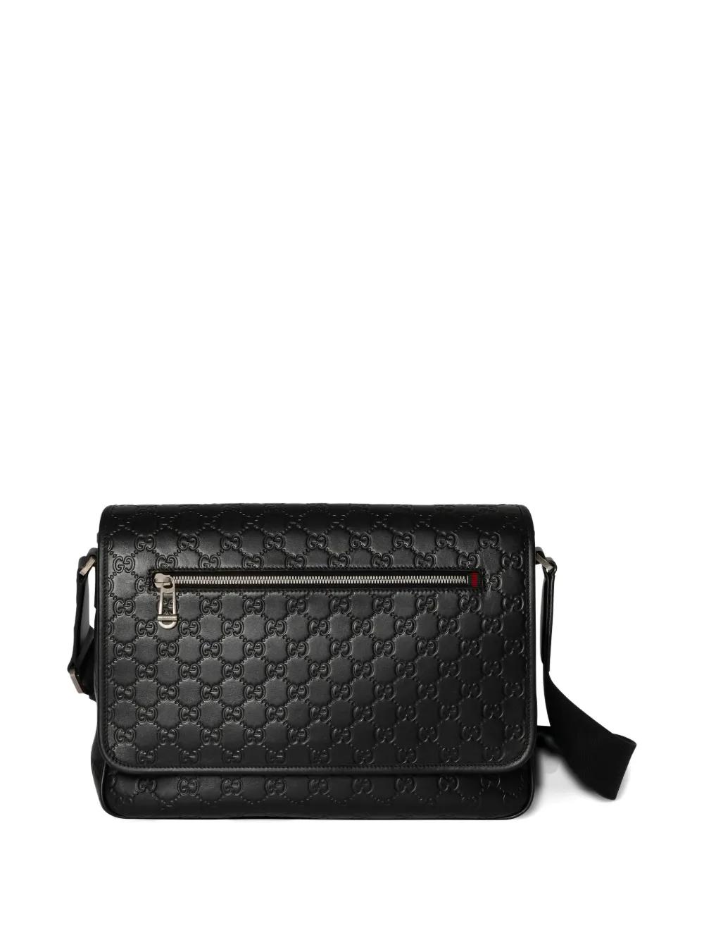 メンズ Gucci Ggエンブレム メッセンジャーバッグ M ブラック | Lyst
