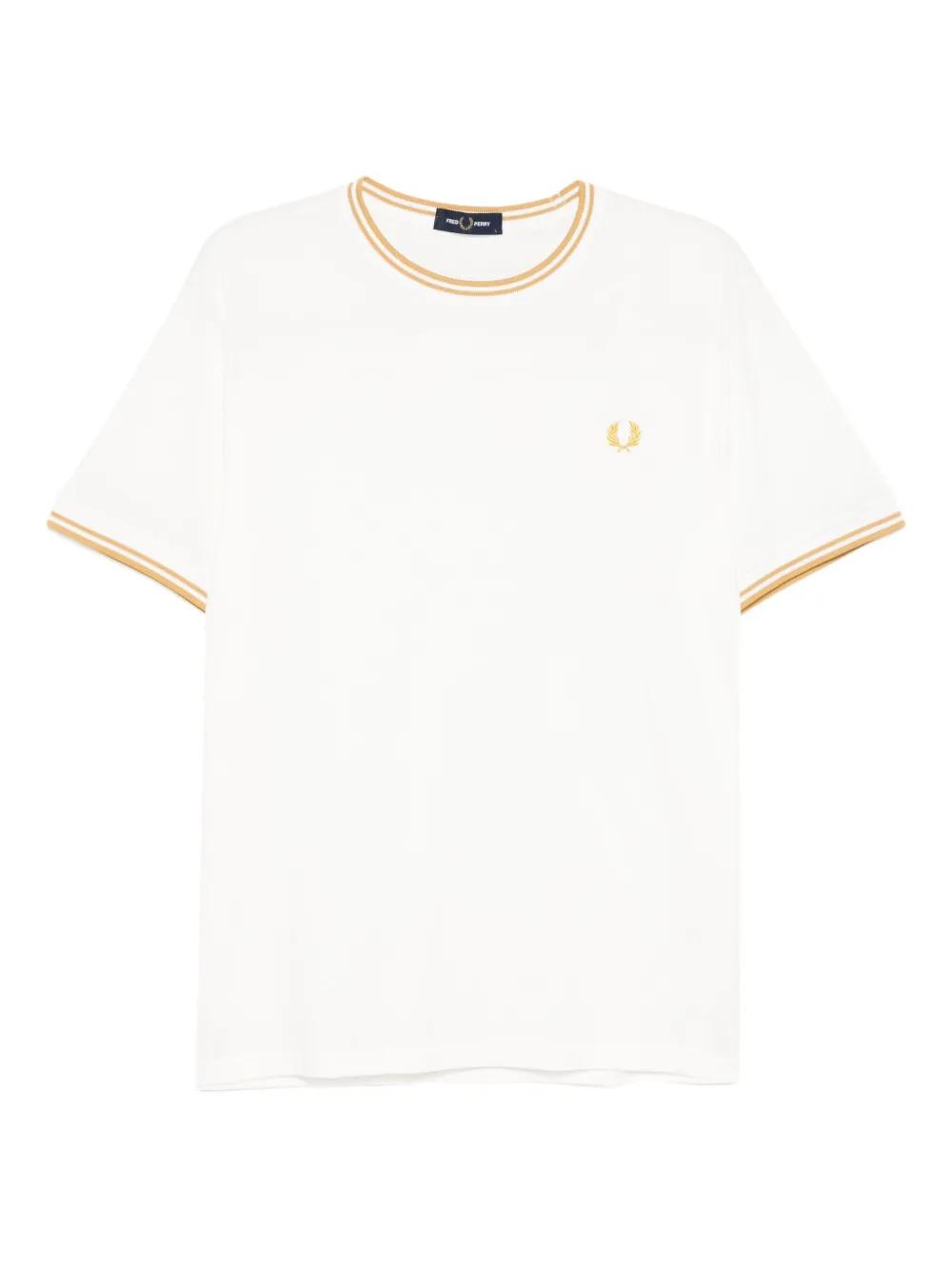 Tシャツ・カットソー FRED PERRY On Court Twin Tipped recycled polyester T-shirt On Court Twin Tipped Fred Perry Shirt - Black / Bright Pink