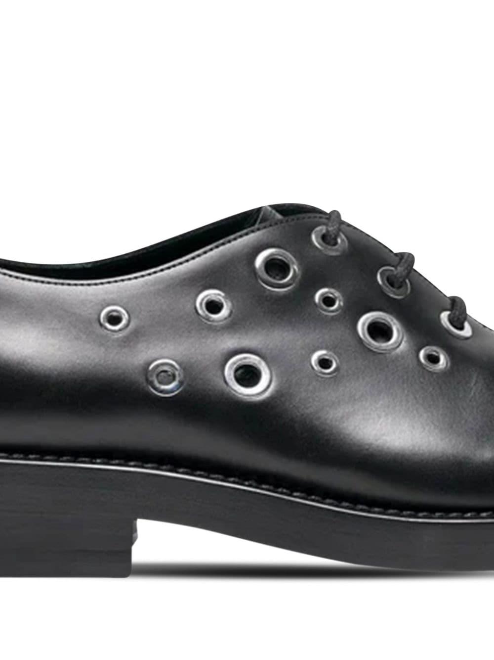 namacheko-black-Holm-Eyelet-