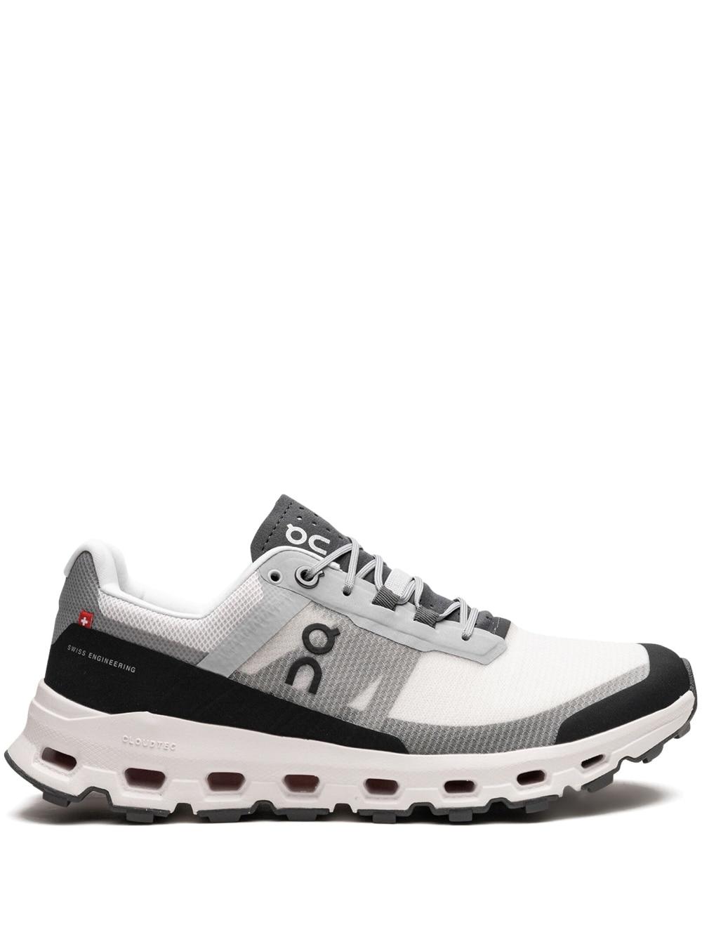 On Running Cloudvista Sneakers in White | Lyst