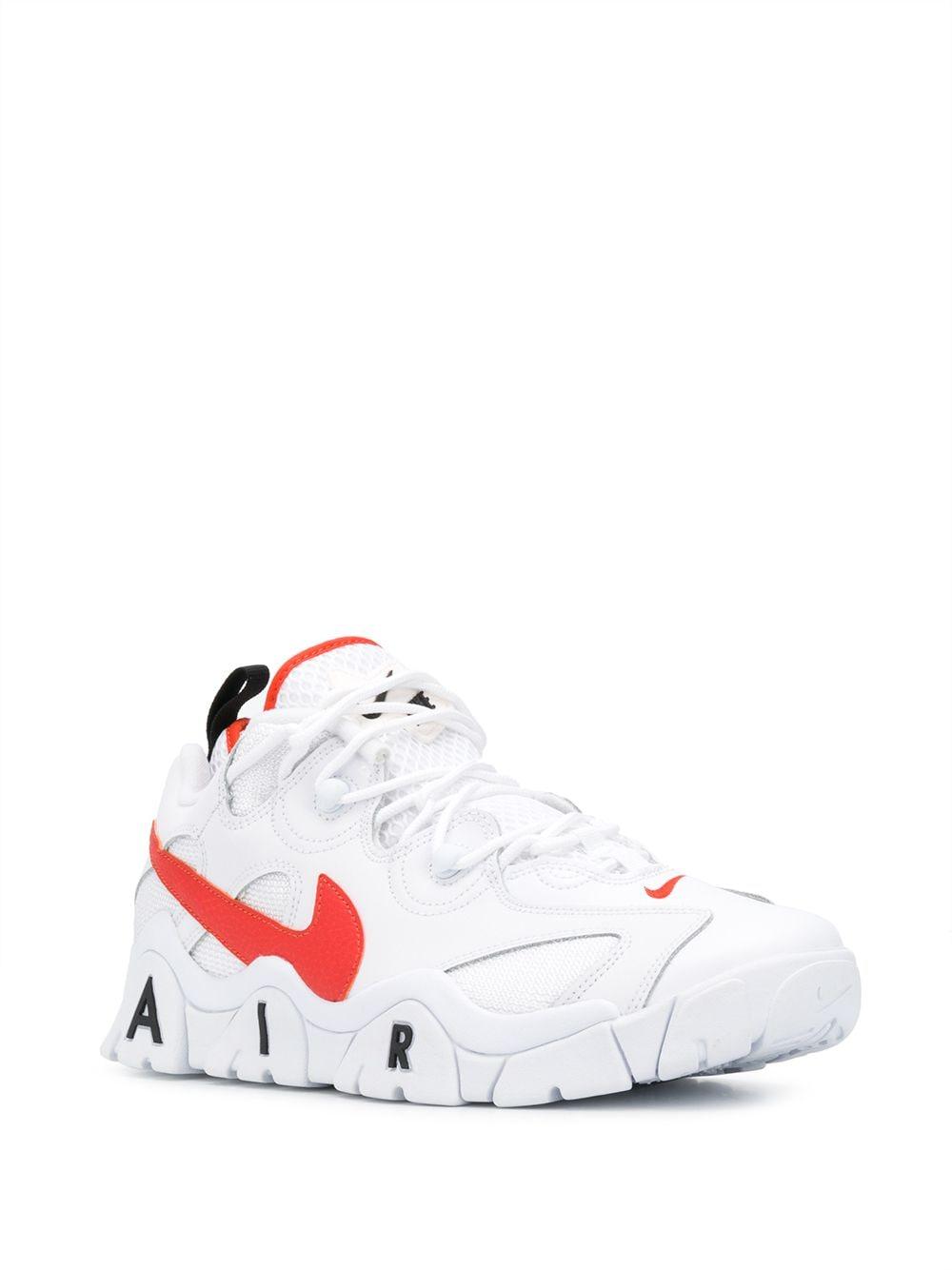 Nike Air Barrage Low in White for Men