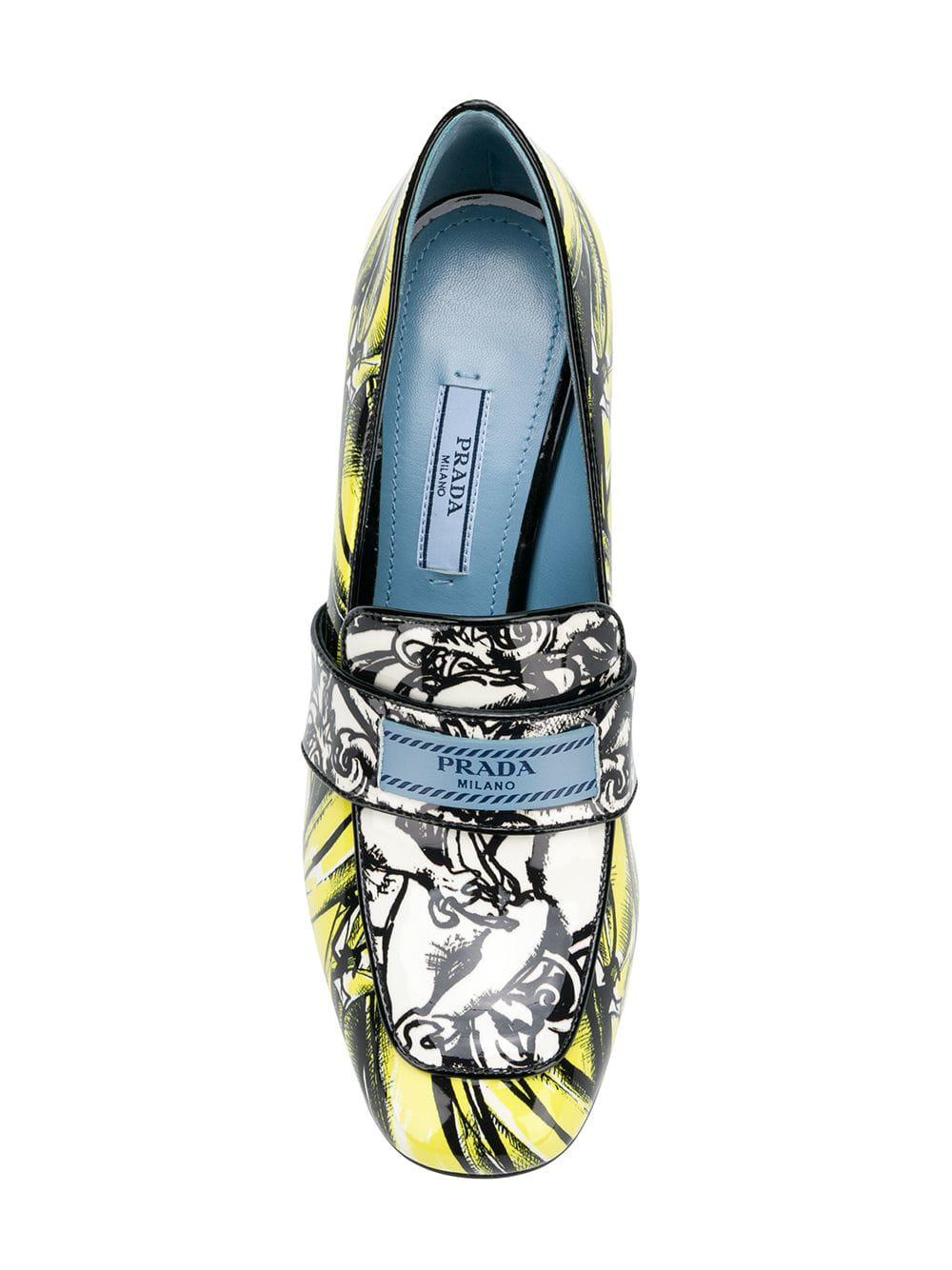 Prada Leather Banana Print Pumps | Lyst