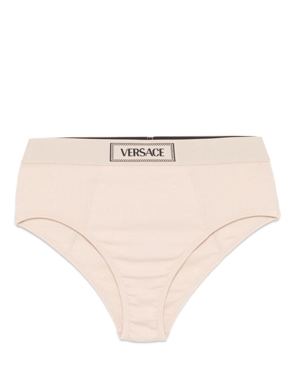 Articles de lingerie Versace pour femme Reductions en ligne jusqu a 52 Lyst