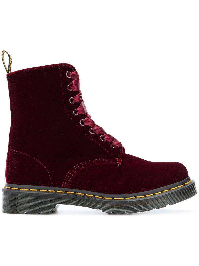 Botines de terciopelo Dr. Martens de Terciopelo de color Rojo | Lyst