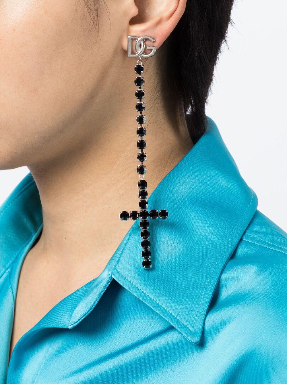 Kim kardashian black cross necklace new arrivals