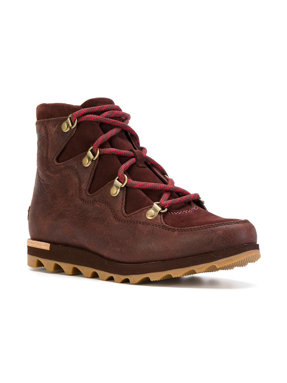 sorel alpine boots