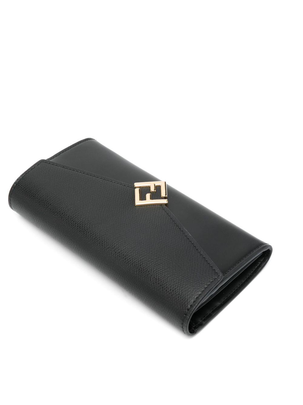【FENDI】FF Diamond Continental Chain Leather Wallet Black FF Diamonds Continental With Chain Leather Black | Fendi