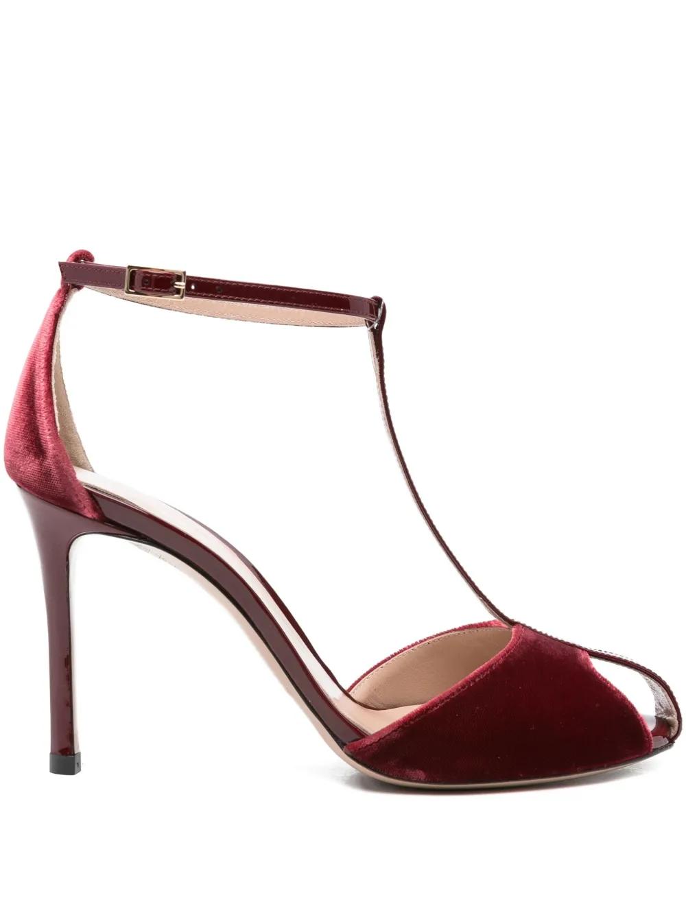 EMPORIO ARMANI サテンハイヒール Emporio Armani Sandal heels for Women | Online Sale up to 80