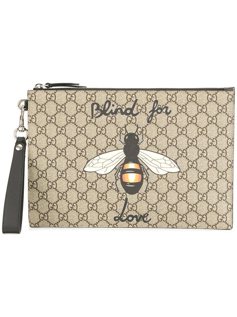 Gucci Gg Supreme Pouch With Bee in Natural | Lyst