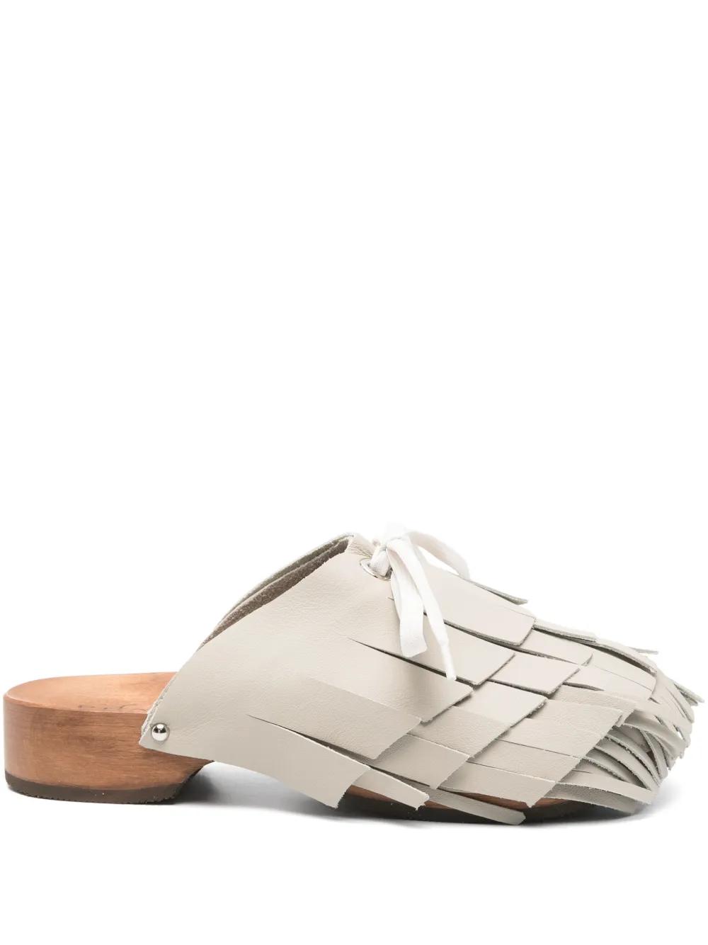 サンダル・ミュール Jejia Fringe-Detail Leather Clogs Jejia Fringe-Detail Leather Clogs Sandals | THE LIST