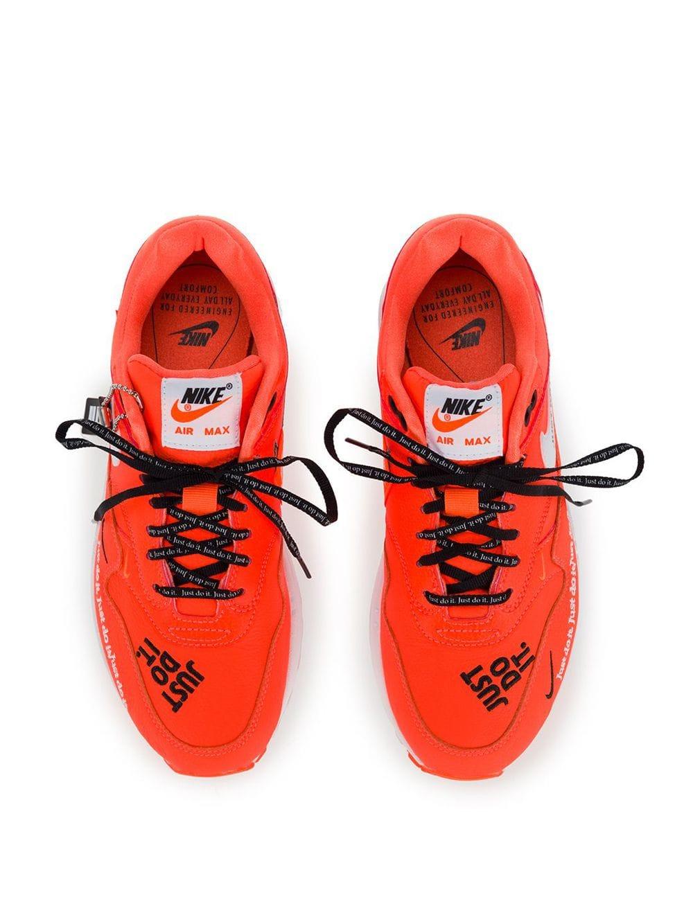 air max lux just do it