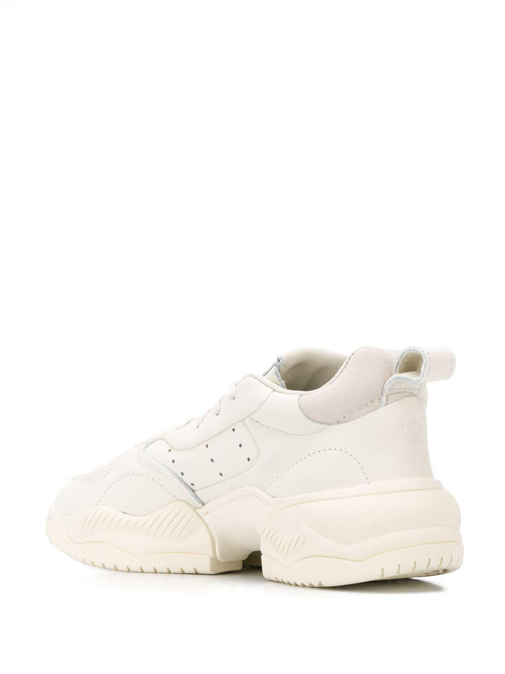 pumps with wide toe box