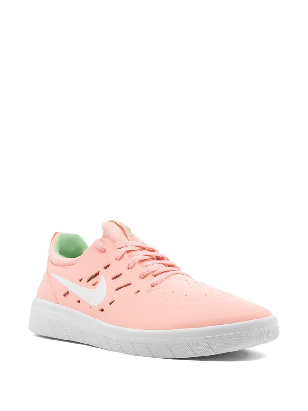 Nike Lace Nyjah Free Sneakers in Pink for Men | Lyst