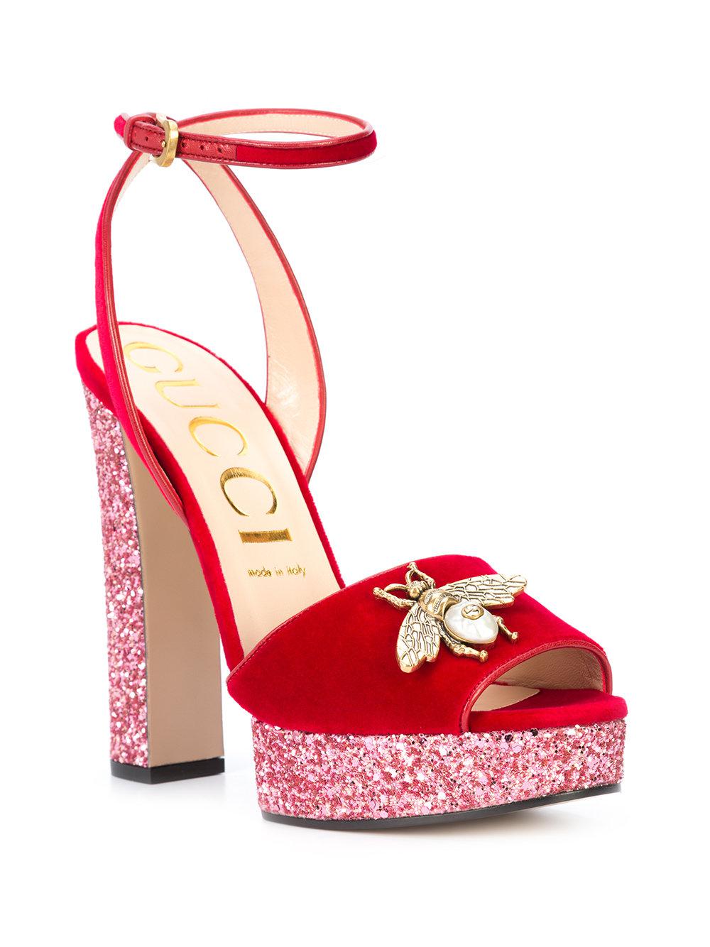 Gucci Leather Embellished Bee Sandals in Red - Lyst