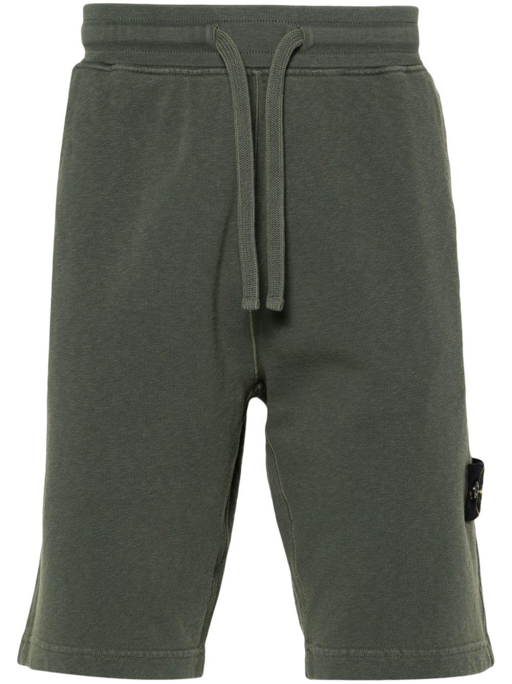 Short pants store stone island