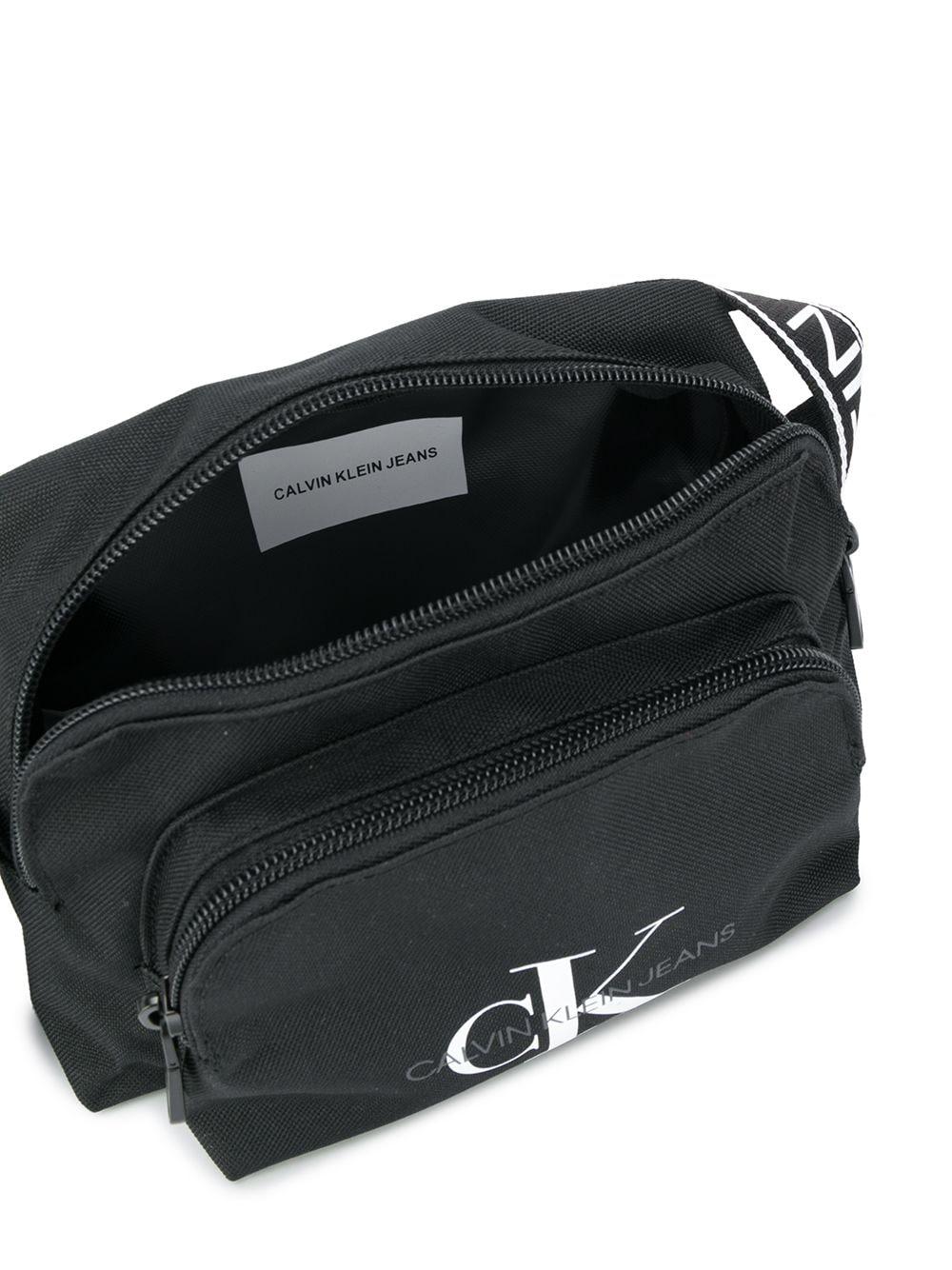 paus Archeologie baas Calvin Klein Logo-print Crossbody Bag in Black - Lyst