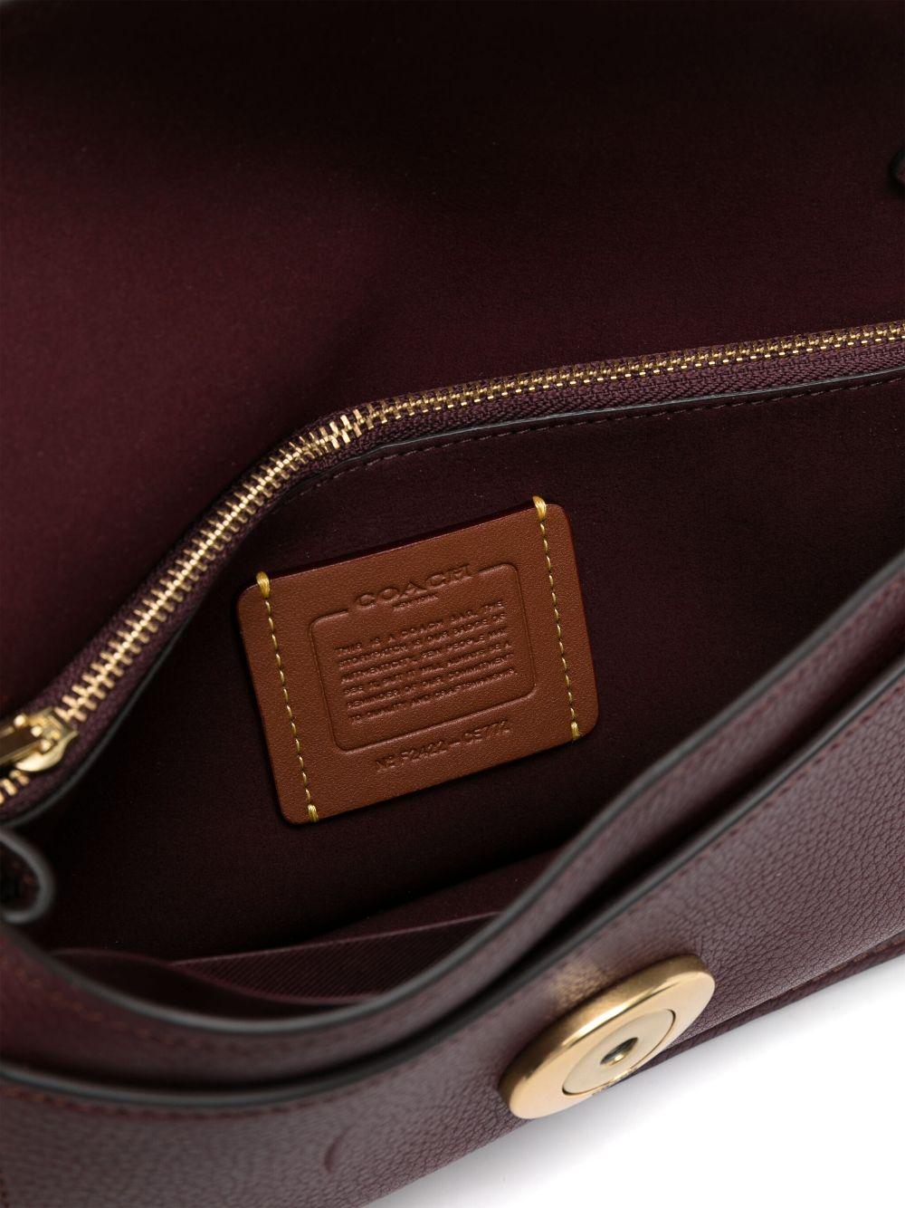 COACH パープル クラッチバッグ COACH Tabby クラッチバッグ パープル | Lyst