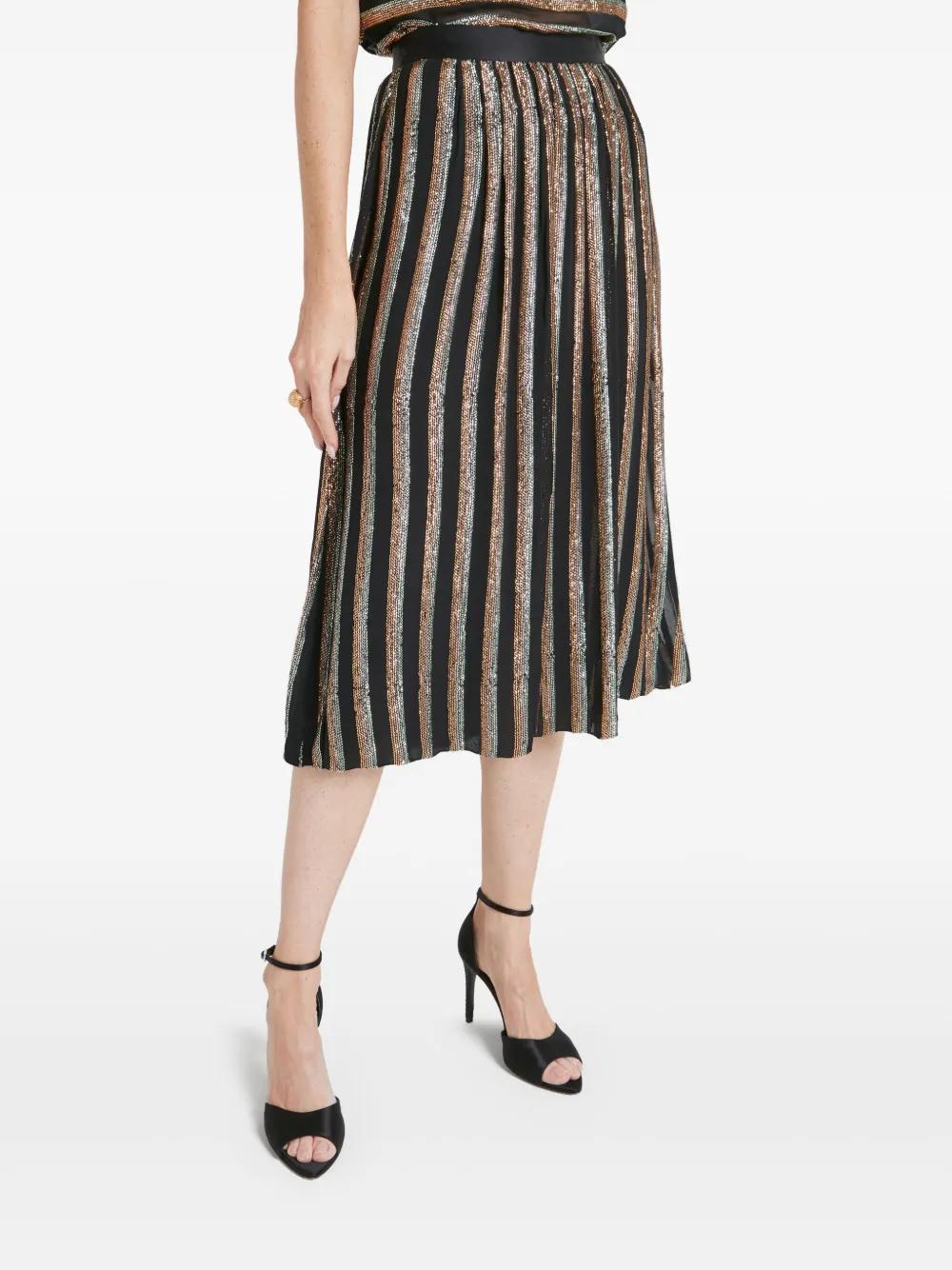 Ruban Passepoil Simili Cuir Vinyl Noir Au Mètre Couture. Ruban Simi Cuir Vinyl Noir Au Metre Couture Ruban Bande Passepoil En Simili Cuir Vinyl En Couleur Noir Aspect Brilla