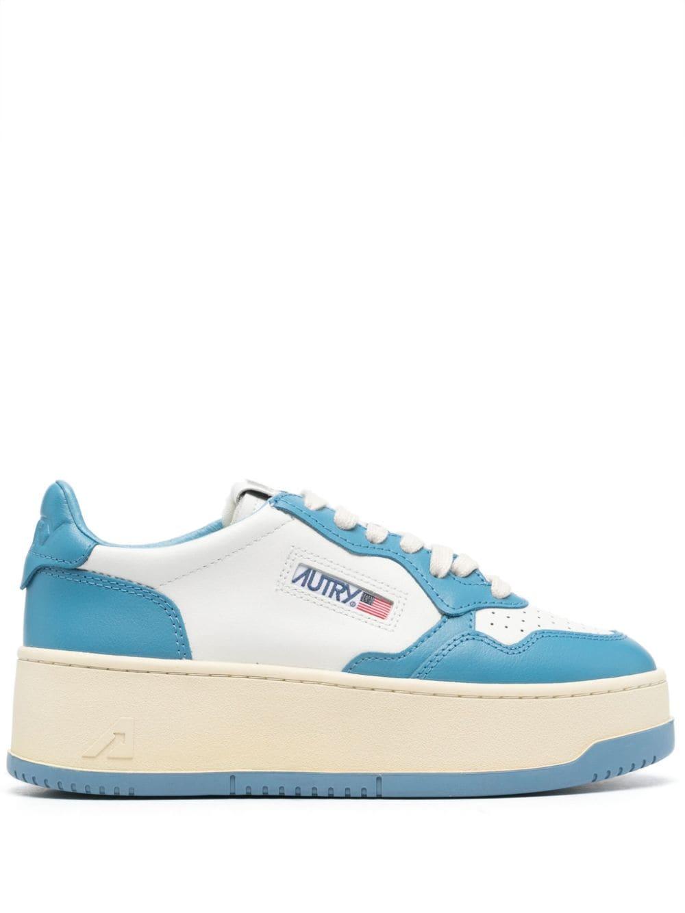 Autry Medalist Plateau-Sneakers in Blau Lyst AT