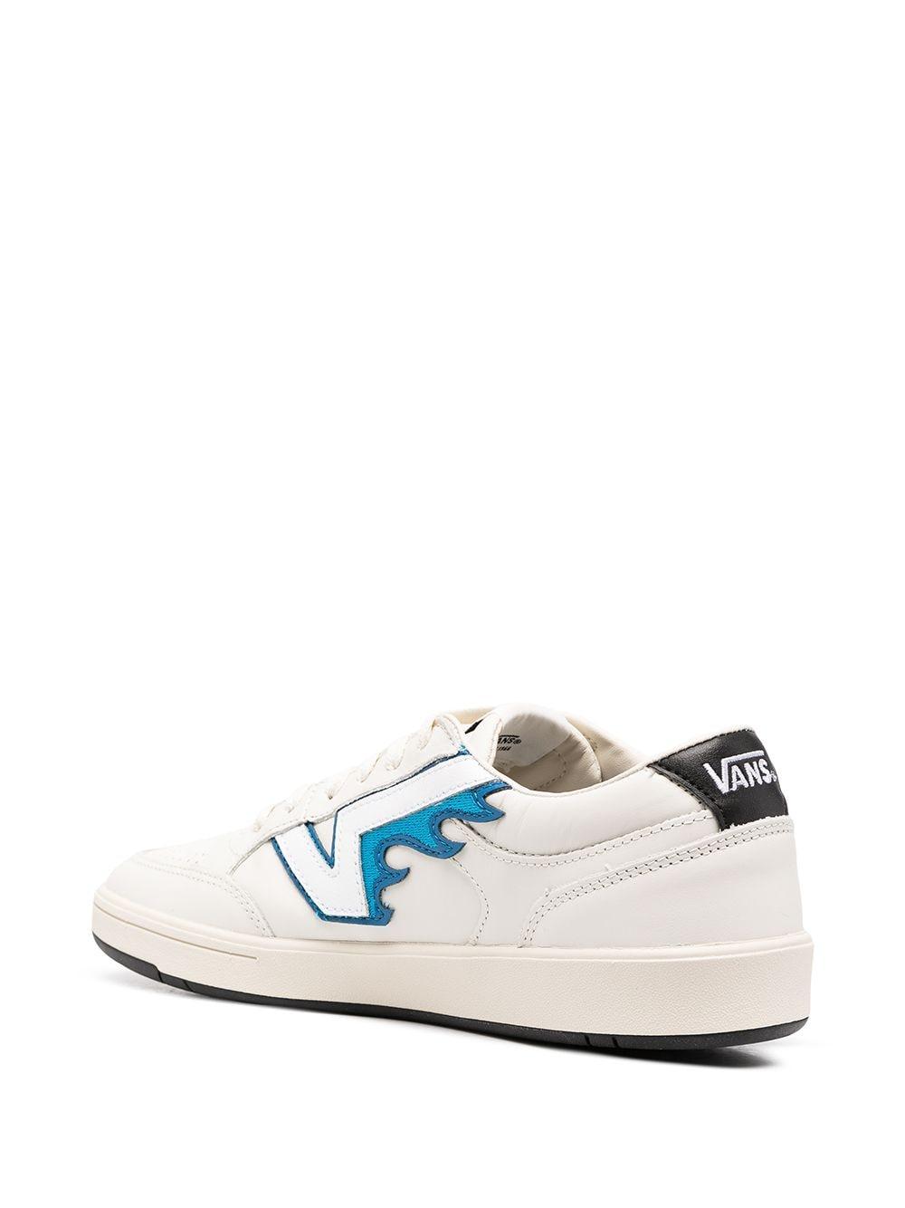 Vans Flame Lowland Comfycush Low-top Sneakers in White | Lyst
