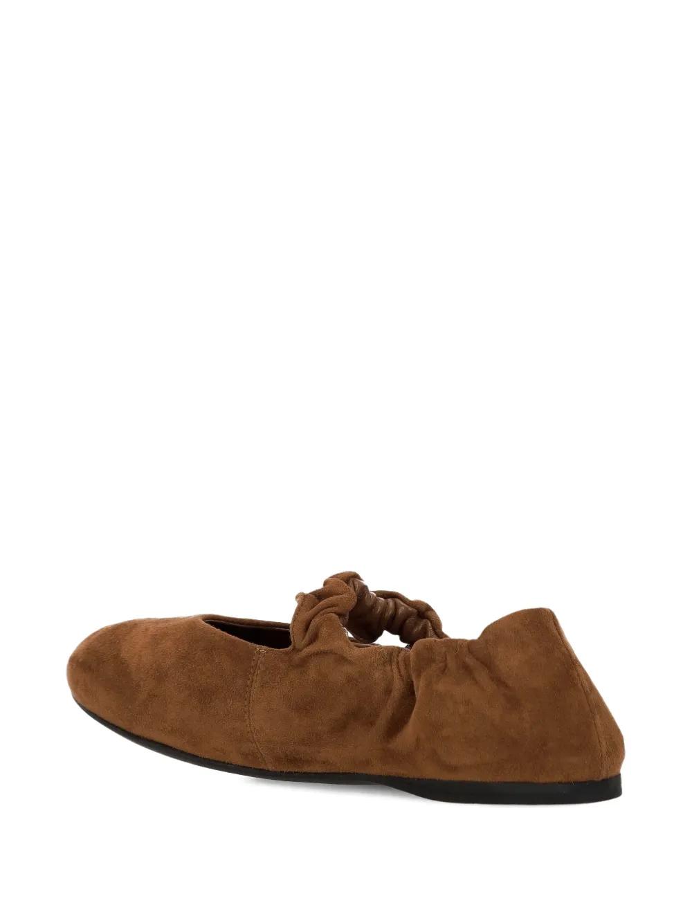 【関税込み】miu miu Sabot ballet flats Miu Miu Satin ballerinas for Women - Red in UAE | Level Shoes