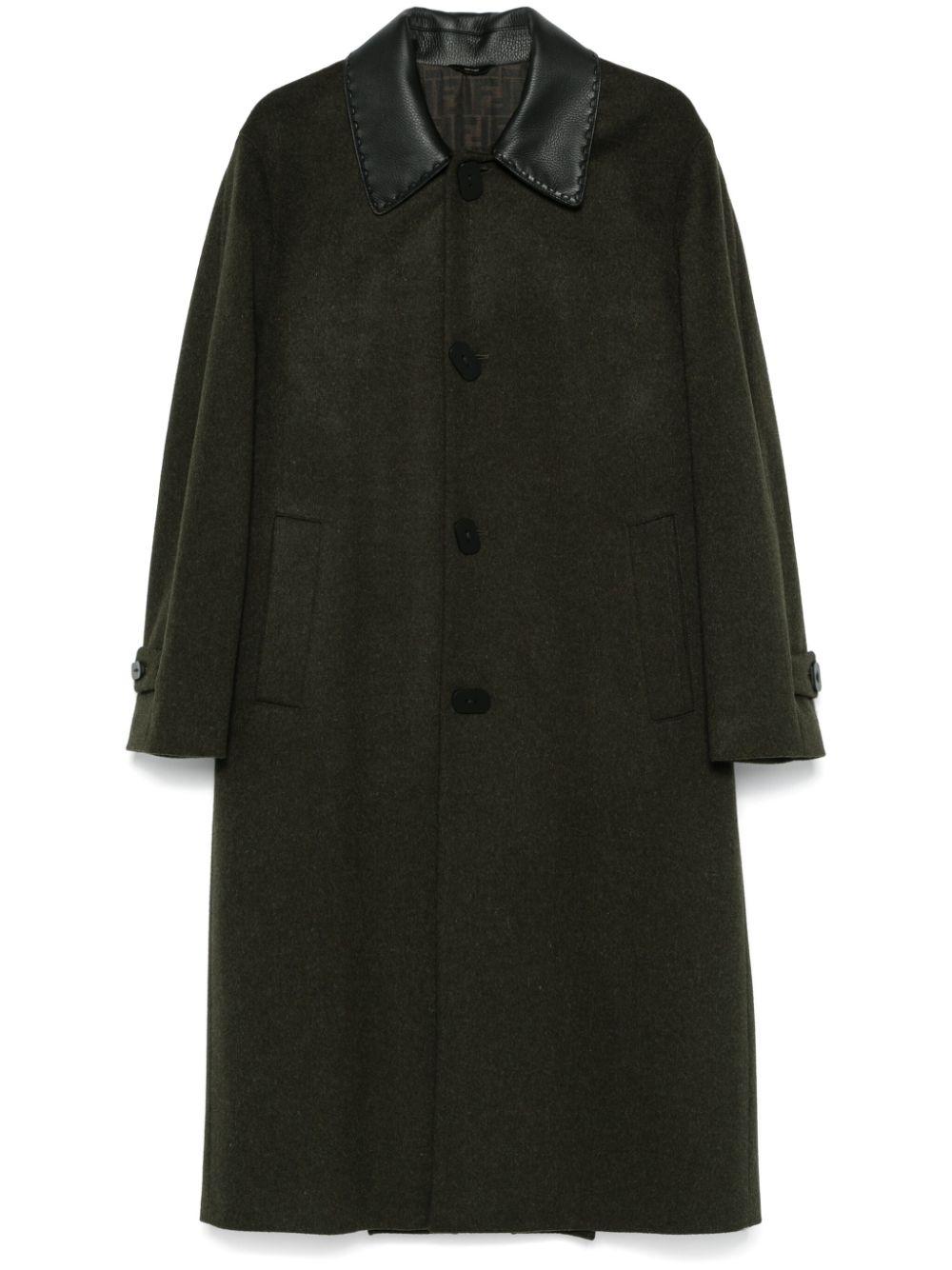 Fendi メンズ ブラック プリーツ コート コート
