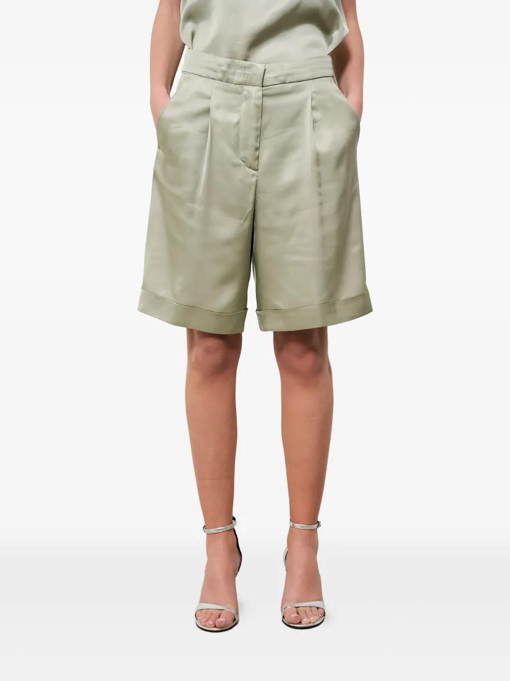 ショートパンツ Peserico Tailored Bermuda Shorts With Cuffed Hem Peserico Shorts for Women | Online Sale up to 70% off | Lyst