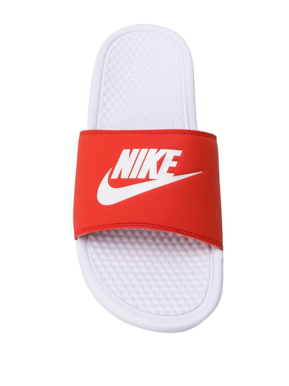 Broderskab bibliotek tin Nike Benassi Slides in Red for Men | Lyst UK