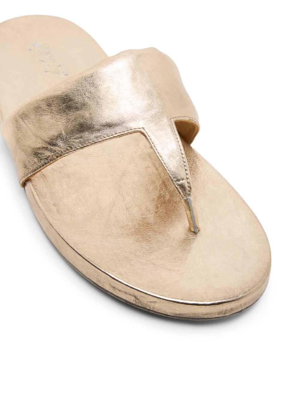 Metallic flip shop flops