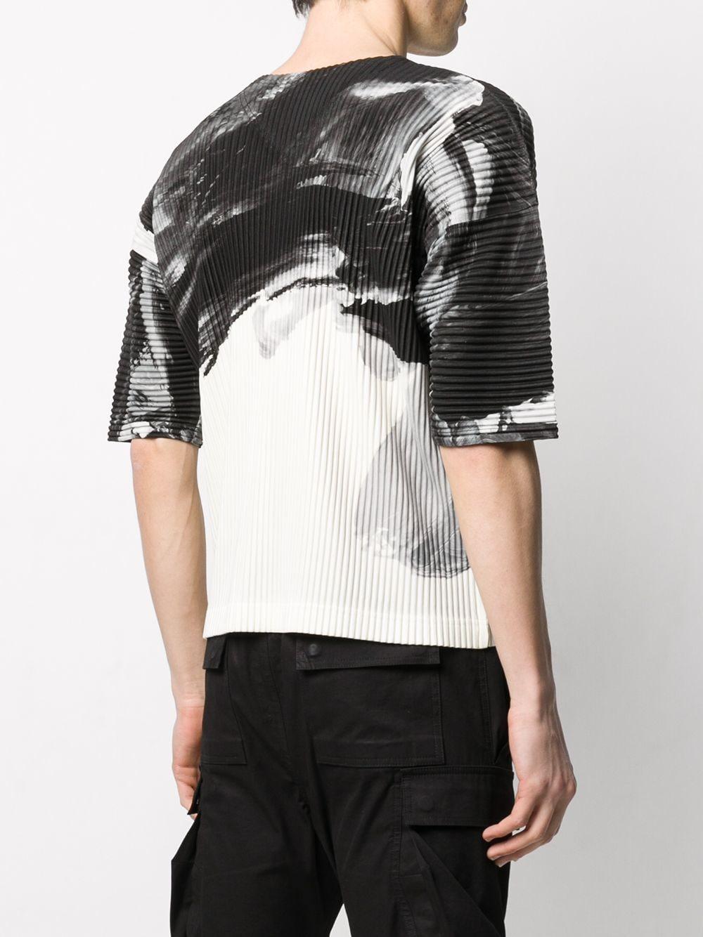 homme plissé issey miyake t shirt