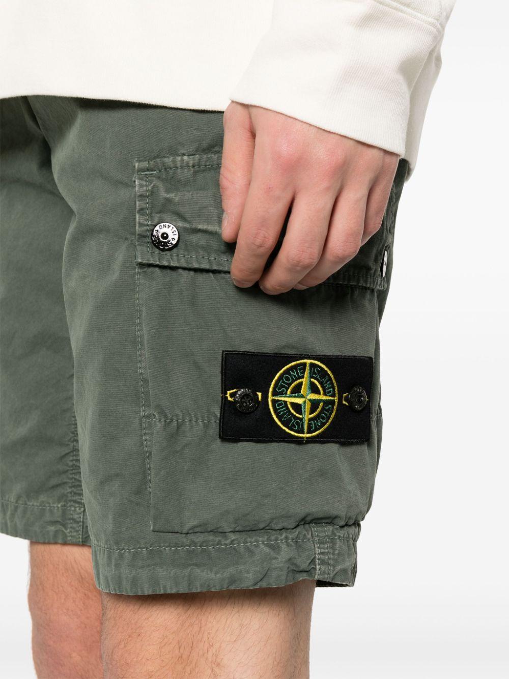Stone Island メンズ グレー カーゴショーツ ハーフパンツ