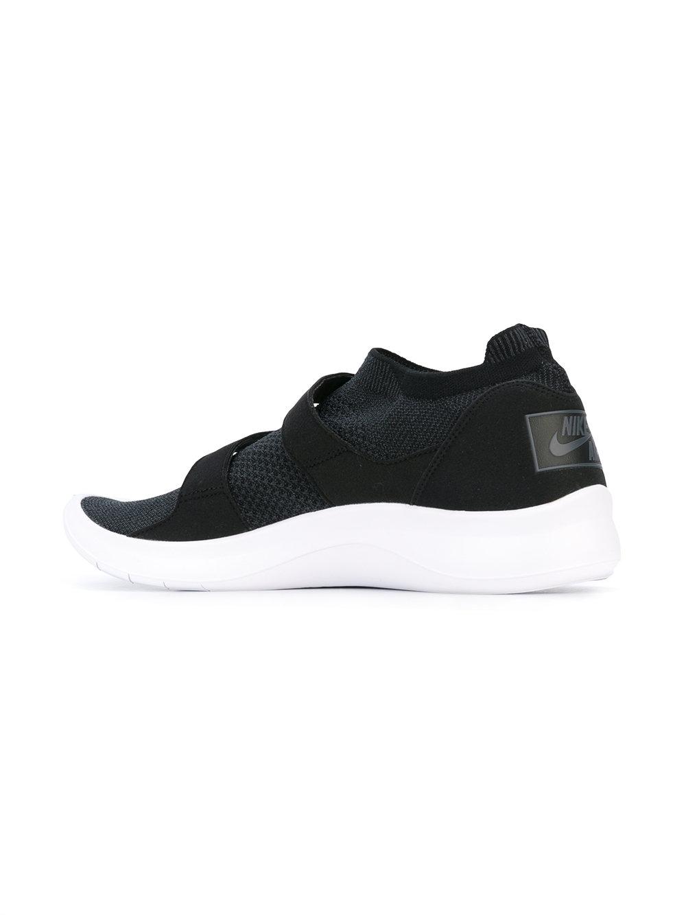 Nike Synthetic Double Strap Sneakers in 