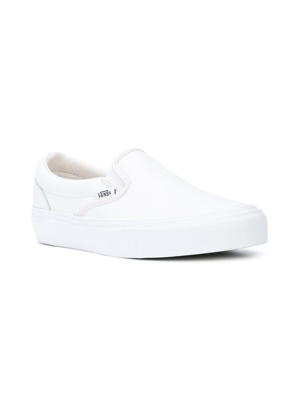 vans vault classic slip on lx white