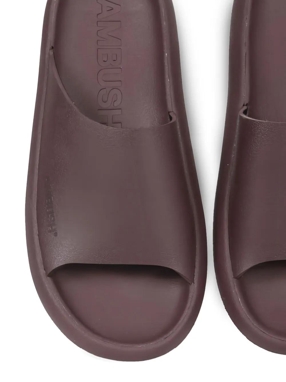 AMBUSH スライダー サンダル ロゴ フラットシューズ 靴 レディース Ambush フラットサンダル | オンラインセールは最大
