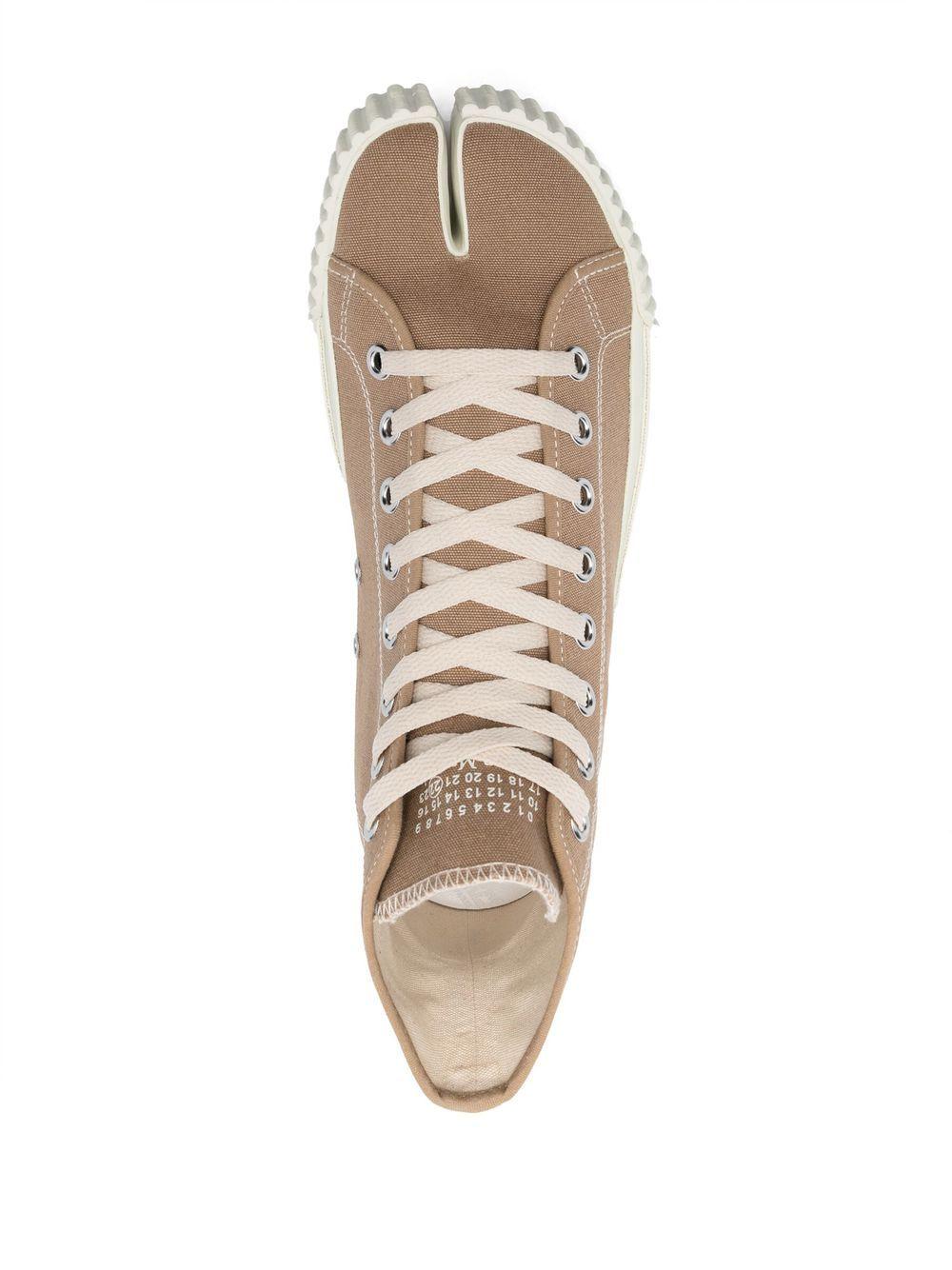 Maison Margiela Tabi High-top Sneakers in Natural for Men | Lyst