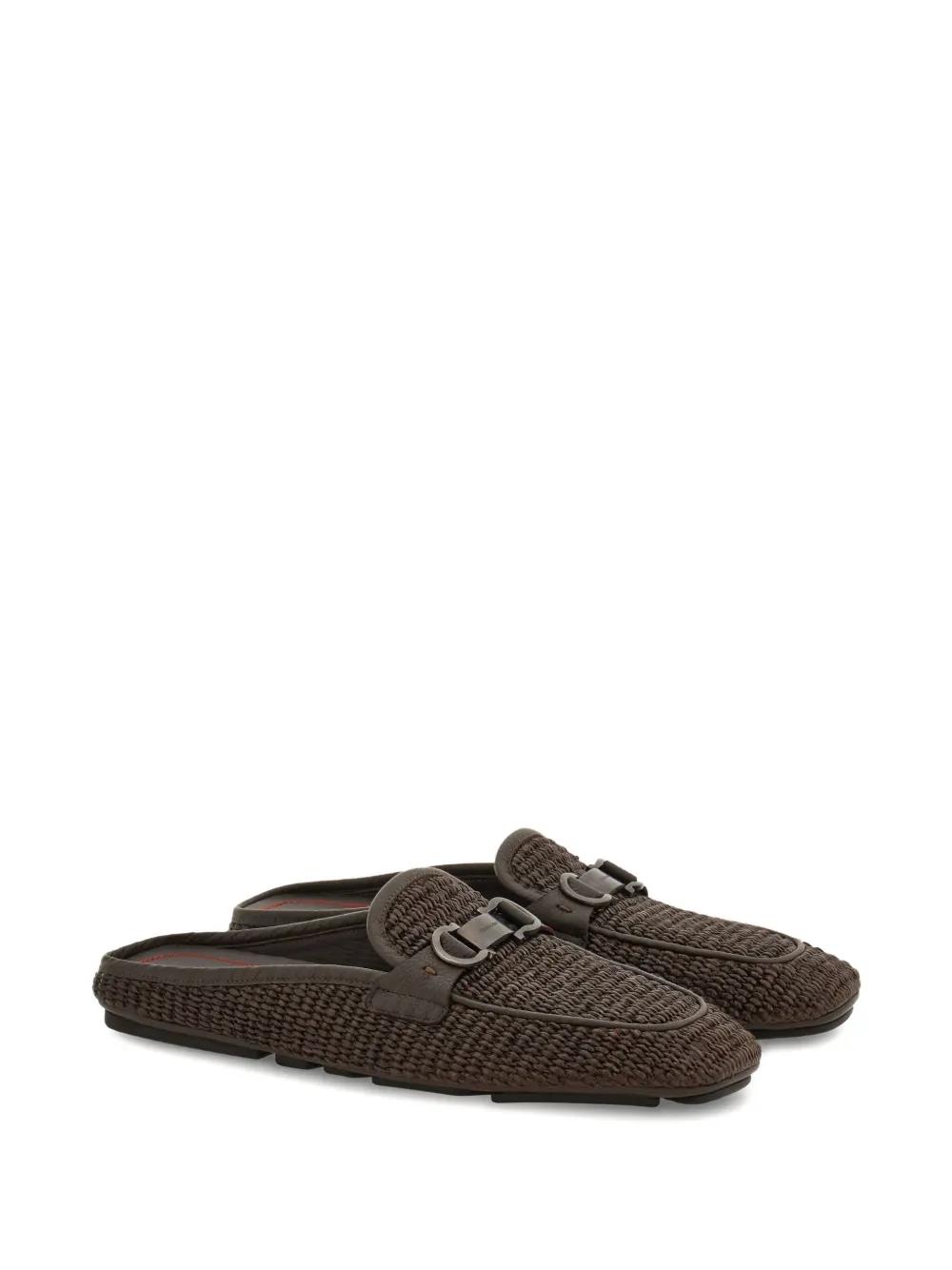 【SALVATORE FERRAGAMO】GANCINI SLIPPERS Salvatore Ferragamo Gancini Mule Leather Slippers | The DeLaMode
