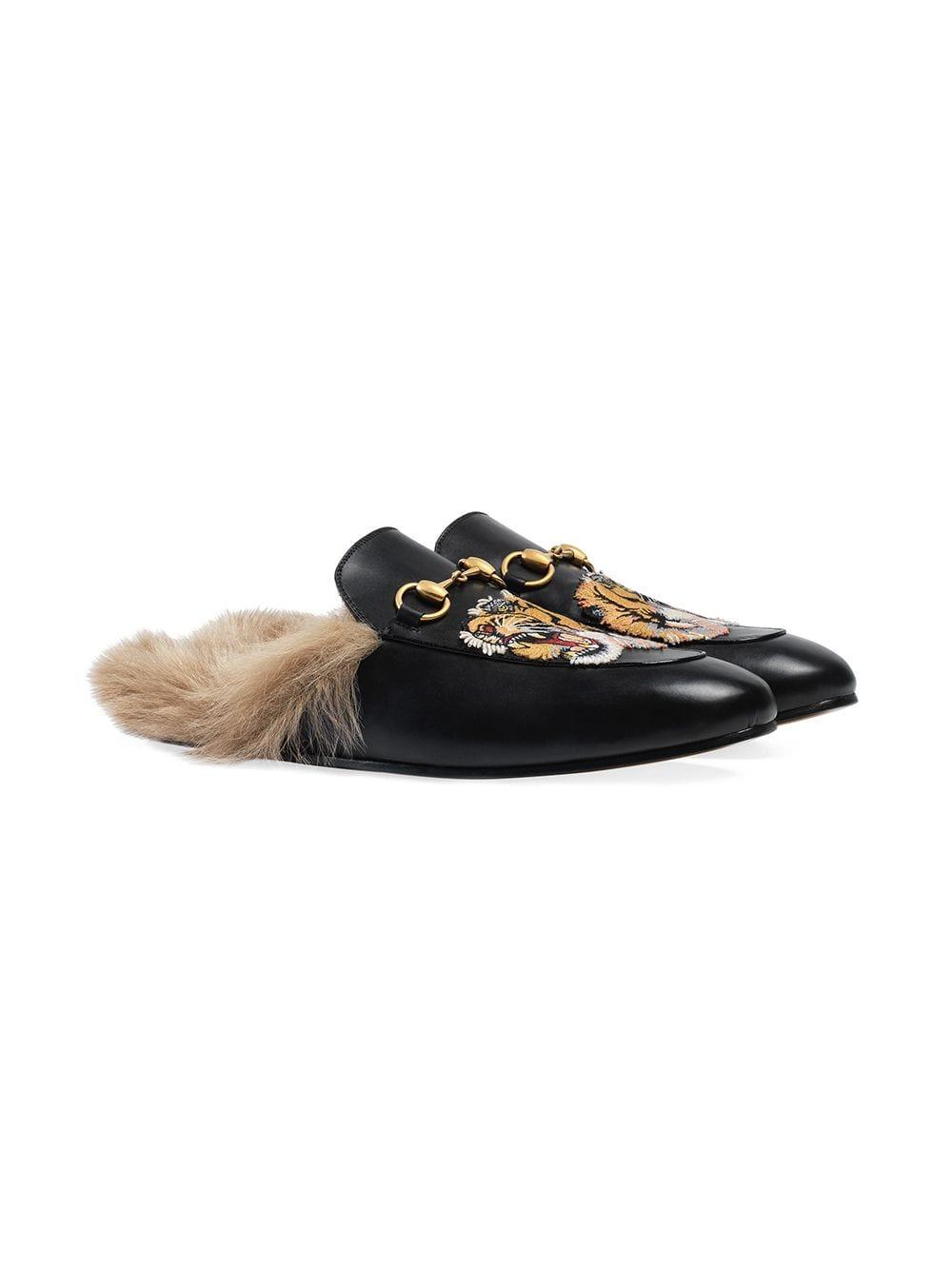 Gucci Leer Princetown Slipper Met Tijger in het Zwart voor heren - Lyst