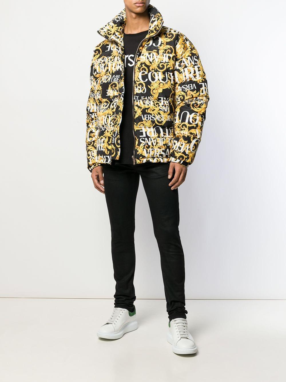 Subjektiv Slægtsforskning ved godt Versace Jeans Couture Denim Baroque Print Puffer Jacket in Yellow for Men -  Lyst