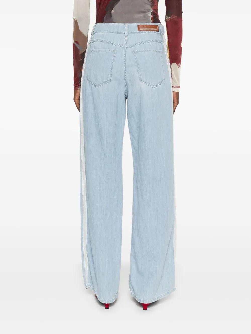 デニム・ジーパン LORENA ANTONIAZZI Women Denims P2453CA15A9955 Blue Denim